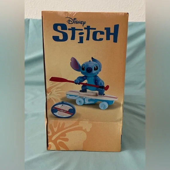 Jada Toys Disney Surfer Stitch Radio Control - Picture 5 of 8